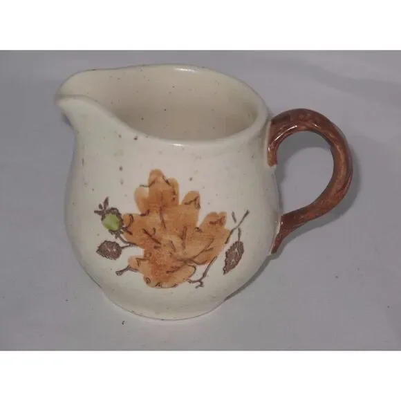 Metlox Poppytrail Woodland Gold Creamer Milk Pitcher Autumn Brown Leaves - Picture 1 of 1